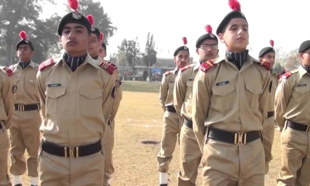 مثالی سکول کے300طلباکیڈٹ کالج انٹرویومیں ناکام،والدین کے کروڑوں روپے ضائع