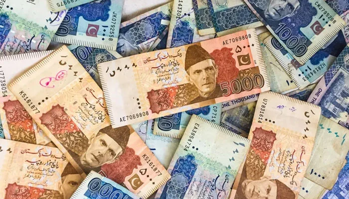 رقم کا لالچ، 150 افراد کو ووٹ ڈالنے سے محروم کر دیا گیا