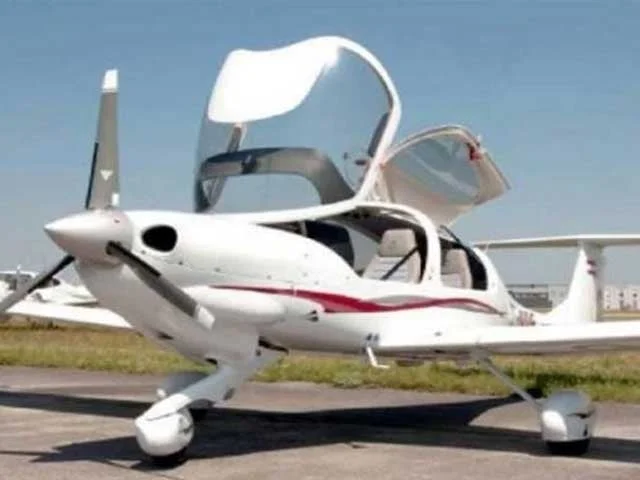 کراچی میں پاکستان کی پہلی ایئر ٹیکسی سروس کا آغاز