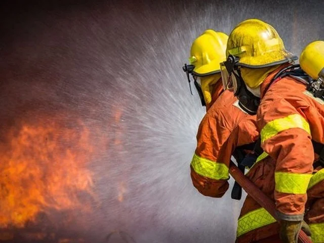 متحدہ عرب امارات میں پرفیوم ڈپو میں آگ؛ 9 پاکستانی زخمی