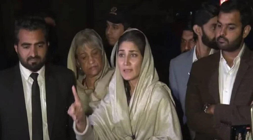 شاہ محمود اور عمران خان بری ہو جائیں گے: مہربانو