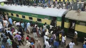 محکمہ ریلوے نے 88 ارب روپے سے زائد کمانے کا ریکارڈ توڑ دیا