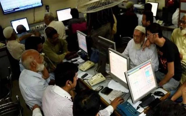 لاہور ہائیکورٹ: سرکاری ملازمین کے تبادلوں پر پابندی کا نوٹیفکیشن کالعدم