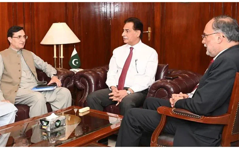 پی ٹی آئی وفد کی مولانا فضل الرحمان سے اہم ملاقات آج ہوگی