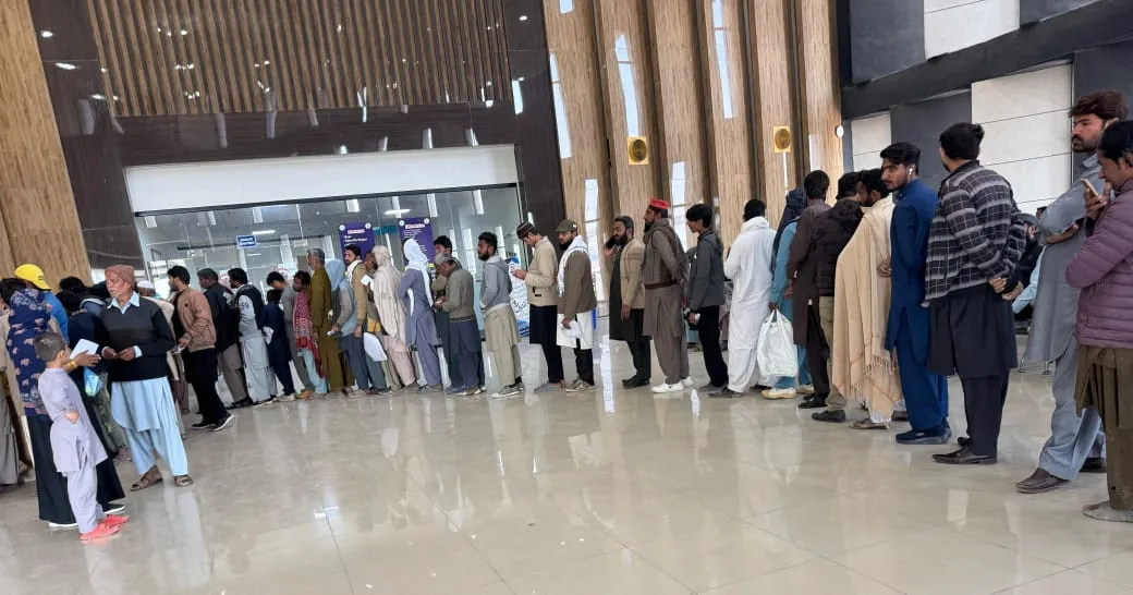 "نشتر ہسپتال ٹو میں نیٹ کی خرابی: مریضوں کو درپیش مشکلات"