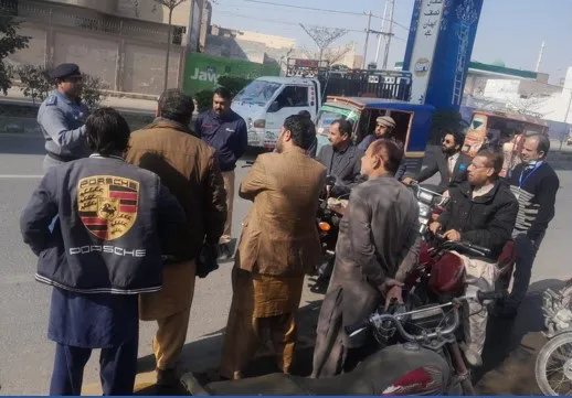 "ملتان میں وزیر اعلٰی پنجاب کی ویژن کے تحت روڈ سیفٹی مہم"