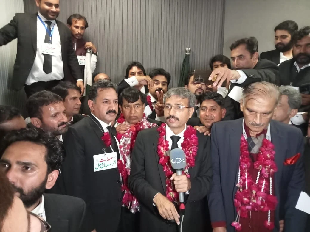 ہائی کورٹ بار ایسوسی ایشن ملتان کے سالانہ انتخابات: اظہر خان مغل کی کامیابی