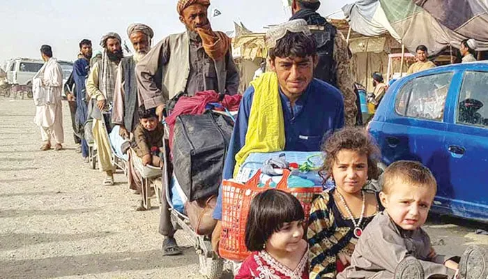 غیرقانونی طور پر مقیم افغان شہریوں کو حراست میں لینےکا فیصلہ