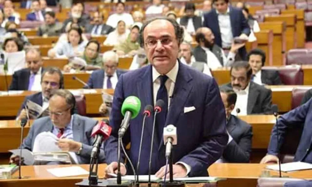 تنخواہیں اور پنشن بڑھانے کی تجویز زیر غور نہیں، وزیر خزانہ