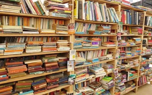 یونانِ ثانی تونسہ شریف میں سرکاری کتب چوری کا بڑا سکینڈل منظر عام پر آگیا