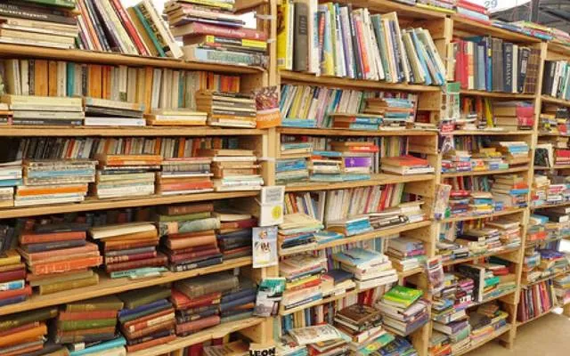 یونانِ ثانی تونسہ شریف میں سرکاری کتب چوری کا بڑا سکینڈل منظر عام پر آگیا