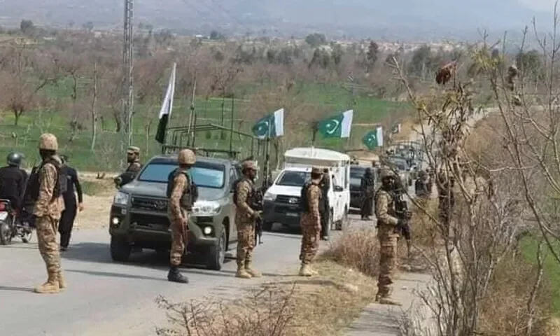 "سپریم کورٹ میں سویلینز کے ملٹری ٹرائل پر آئینی سوالات اٹھا دیے گئے"