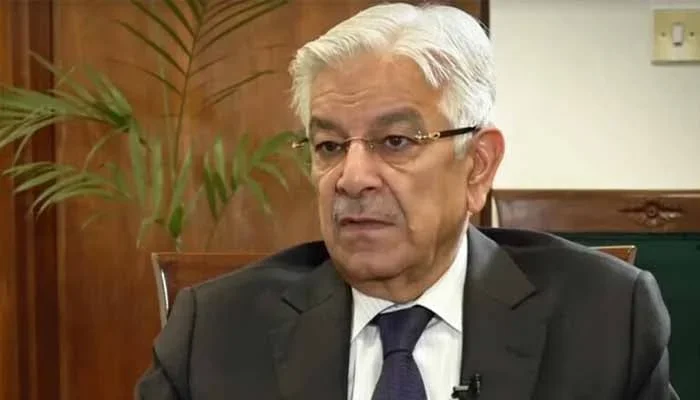 دہشتگردی کے فتنے کو محبت سے ختم کیا جا سکتا ہے: وزیر دفاع