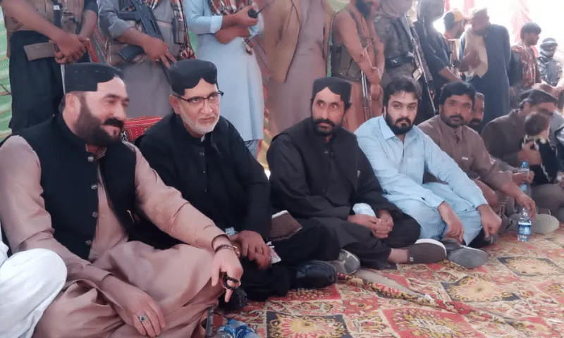 مستونگ دھرنا ختم: اختر مینگل کا دھرنا ختم کرنے کا اعلان