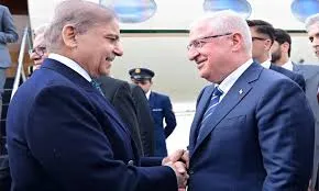 وزیراعظم شہباز شریف ترکیہ کے دو روزہ دورے پر انقرہ پہنچ گئے