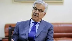 وزیراعلیٰ اور گورنر پختونخوا کو افغانستان سے ڈیل کی اجازت نہیں دیں گے: وزیر دفاع