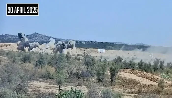 افواج پاکستان کی جنگی مشقیں زور و شور سے جاری