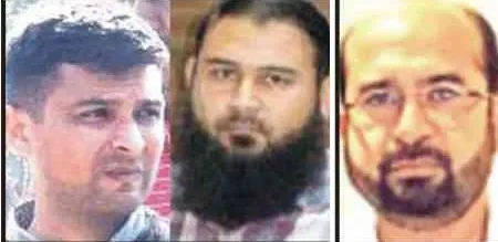 پی ایچ اے کے ”کاریگروں“ نے کمشنر ملتان کو بھی مبینہ کرپشن میں شریک جرم بنا لیا