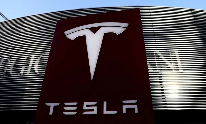 ٹرمپ نے بھارت میں ایلون مسک کی الیکٹرک کار کمپنی ٹیسلا کا مینوفیکچرنگ پلانٹ لگنے سے رکوا دیا