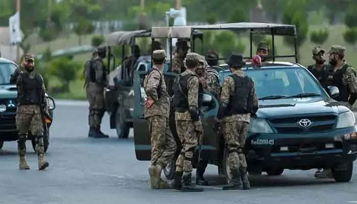 بلوچستان: سیکیورٹی فورسز کے 2 آپریشنز میں فتنۃ الہندوستان کے 7 دہشتگرد ہلاک