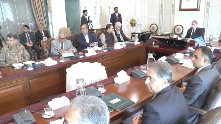 وزیراعظم کی 2028 تک ریکوڈک کو ریلوے لائن نیٹ ورک سے منسلک کرنے کی ہدایت