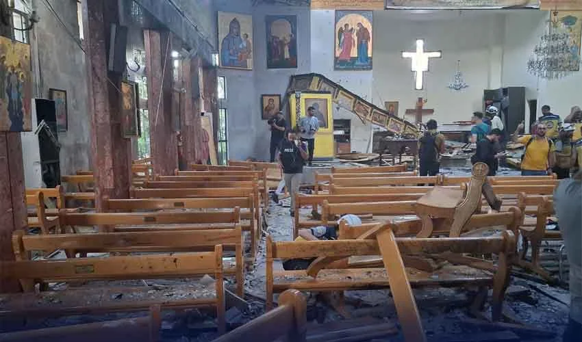 دمشق چرچ خودکش دھماکا: 15 افراد جاں بحق