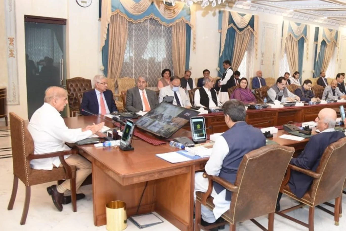 وفاقی وزراکی تنخواہوں میں اضافے کے طریقہ کار میں تبدیلی کی منظوری دیدی گئی