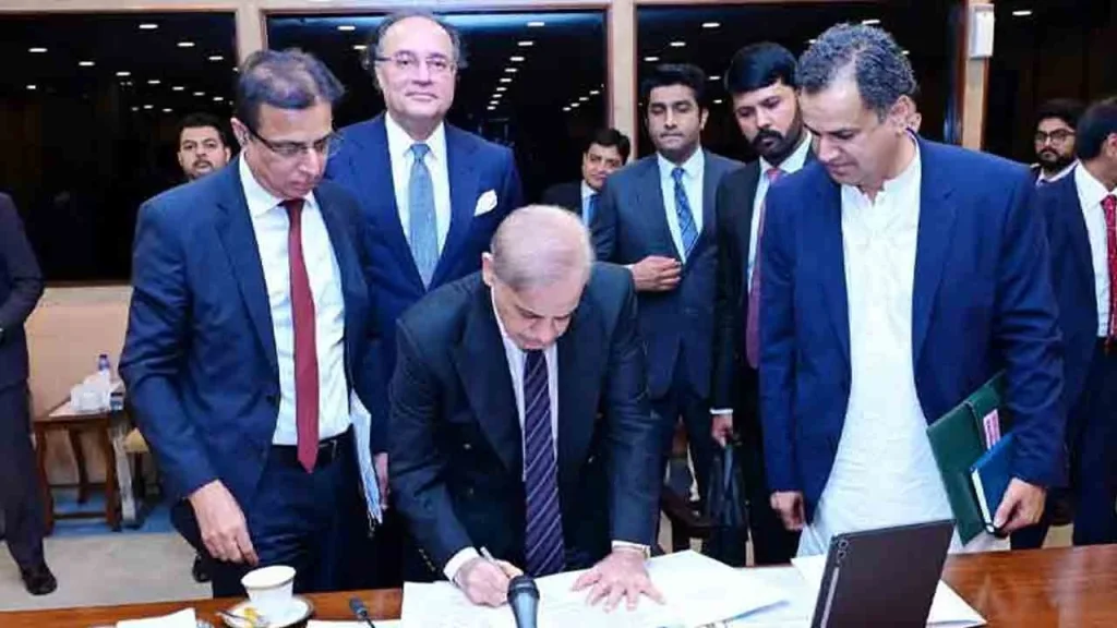 وفاقی کابینہ نے توانائی سیکٹر کا گردشی قرض ختم کرنے کی منظوری دے دی