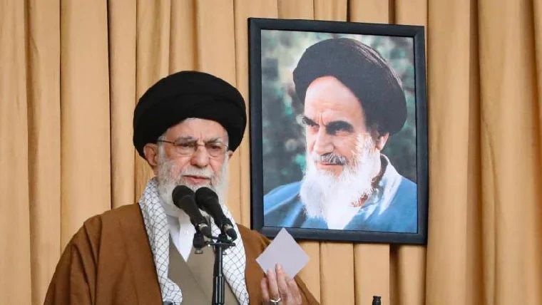 امریکی فوجی کارروائی کے سنگین اور ناقابل تلافی نتائج ہونگے، خامنہ ای