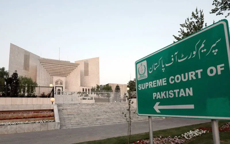 جوڈیشل کمیشن نے سپریم کورٹ کی آئینی بینچ کی مدت 30 نومبر تک بڑھادی