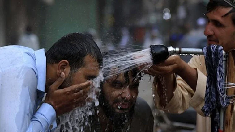 ملک بھر میں شدید گرمی کا امکان، نیا ہیٹ ویو الرٹ جاری