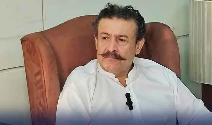 گیس لیکج دھماکے میں زخمی سابق سینیٹر عباس آفریدی انتقال کرگئے