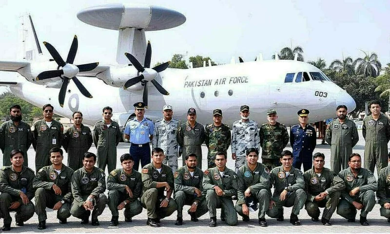 پاک فضائیہ نے بھارت کے 6 لڑاکا طیارے گرانے کا سہرا ’کوبراز‘ کے سر باندھ دیا
