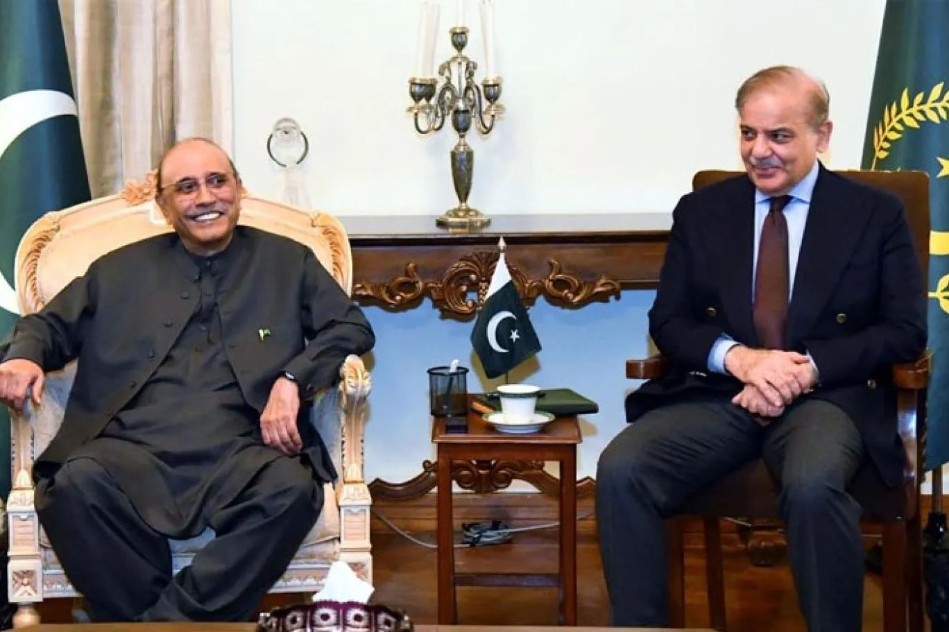 آصف علی زرداری سے شہباز شریف کی ملاقات، بجٹ اور دیگر معاملات پر گفتگو