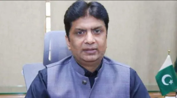 عوامی مسائل کے حل کو اولین ترجیح بنائینگے، کمشنر ملتان