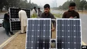 پاکستان شمسی توانائی سے 25 فیصد بجلی بنانے والا پہلا بڑا ملک بن گیا