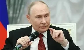 ایران-اسرائیل جنگ کو ختم کرانے میں ثالثی کا کردار ادا کرنے کیلئے تیار ہوں، روسی صدر