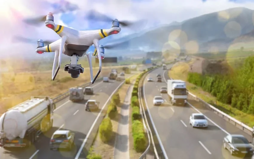 ٹریفک قوانین کی خلاف ورزیاں روکنے کیلئے ڈرون استعمال کرنے کا فیصلہ