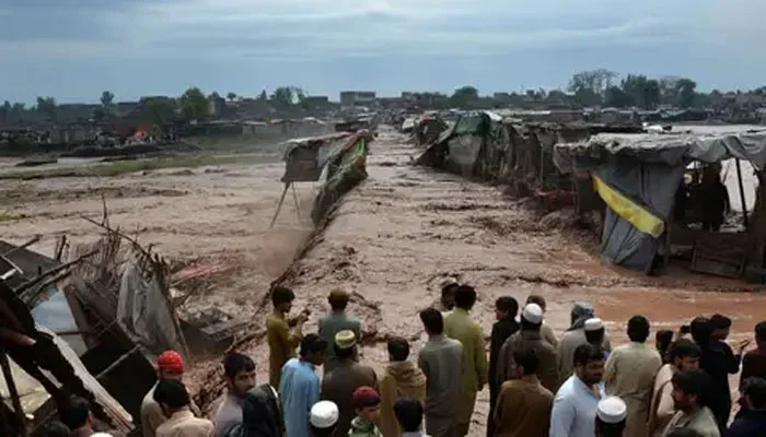 مون سون بارشوں سے اموات 242 تک جا پہنچیں، این ڈی ایم اے کا الرٹ جاری