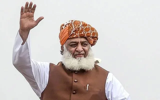 ڈیرہ اسمعٰیل خان میں مولانا فضل الرحمٰن کی رہائش گاہ پر ایف سی تعینات کرنے کا فیصلہ