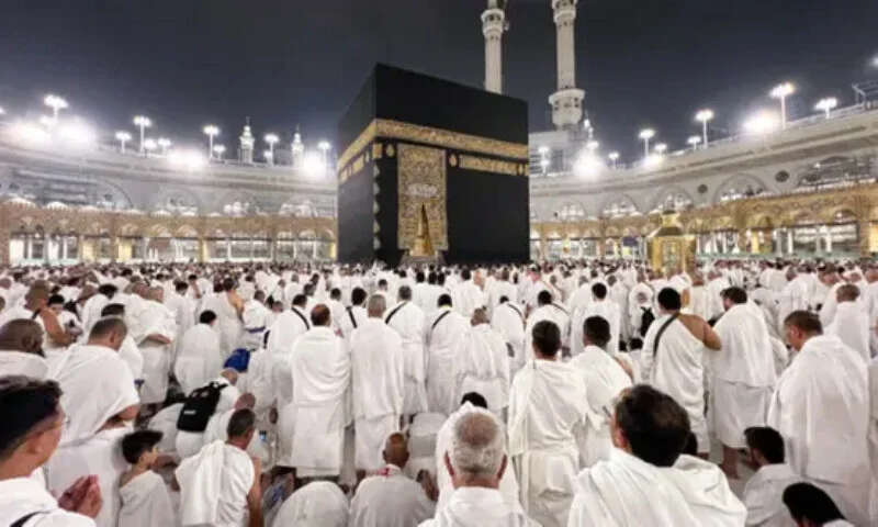 پاکستانی حج و عمرہ زائرین کے اخراجات  میں ہزاروں روپے کی کمی کا امکان