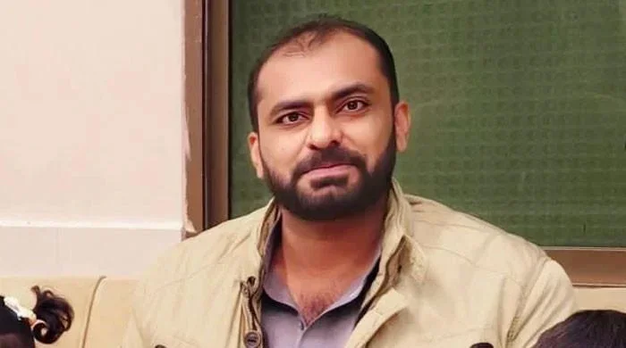 کرپشن میں ملوث افسران اور اہلکارسزا کیلئے تیار رہیں: وزیر صحت پنجاب