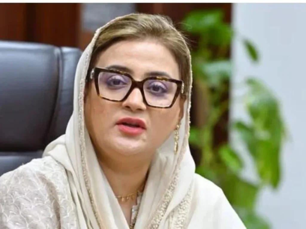 ایک فتنہ گروپ کا کام پروپیگنڈا اور فیک نیوز پھیلانا ہے: عظمیٰ بخاری