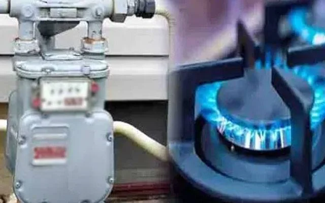 سرپلس ایل این جی کھپانے کیلئےگھریلو گیس کنکشن پر پابندی اٹھانے پر غور