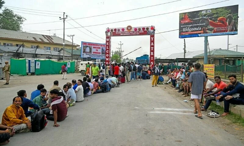 پہلگام کے قریب ہندو یاترا کا آغاز، بھارت نے سیکیورٹی ہائی الرٹ کر دی