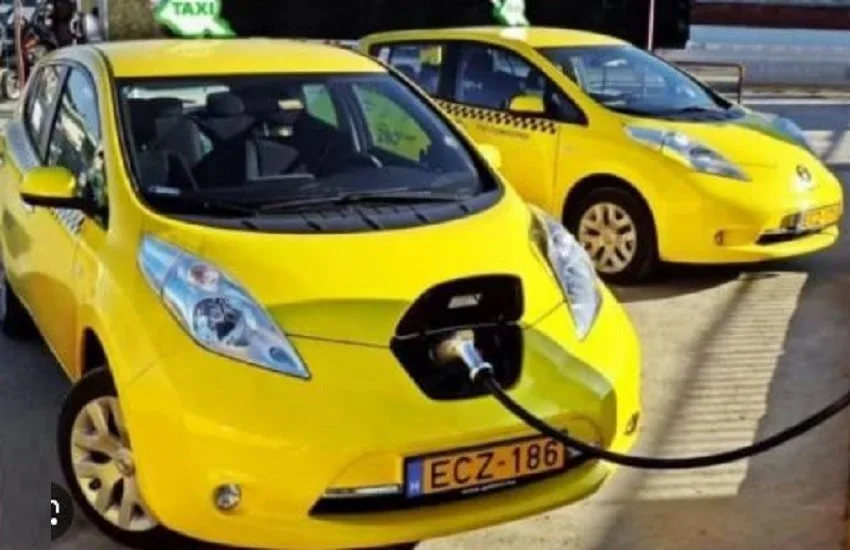 وزیراعلیٰ ای ٹیکسی منصوبہ: بلاسود اقساط پر 1100 ای ٹیکسیوں کی فراہمی