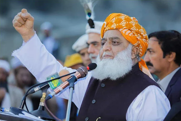 حکومت کی غلط پالیسیاں غربت میں اضافہ کر رہی ہیں: مولانا فضل الرحمٰن