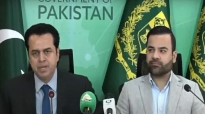 پاکستان کا سوشل میڈیا کمپنیوں سے گمنام آئی ڈیز بلاک کرنے کا مطالبہ