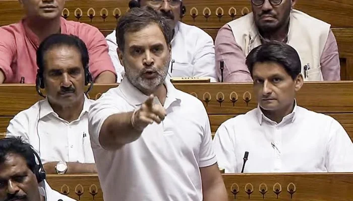 انتخابی دھاندلی کے خلاف احتجاج، راہول اور پریانکا گاندھی گرفتار