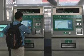 اورنج ٹرین اور میٹرو بس سے ٹوکن سسٹم ختم، ٹی کارڈ کا آغاز